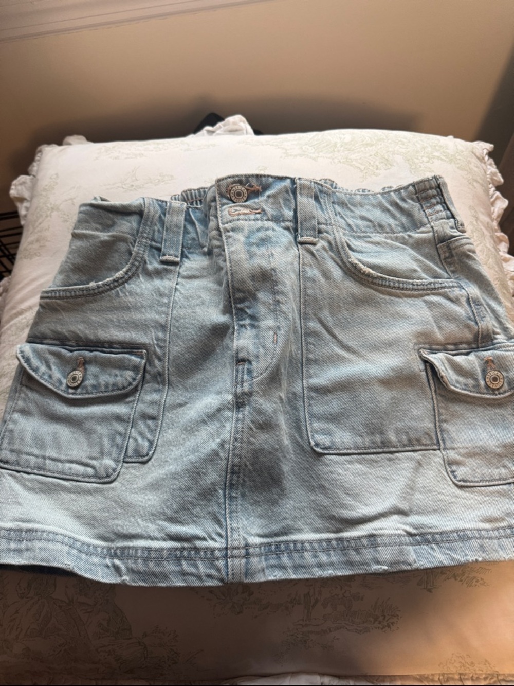 American Eagle like NEW Light Blue Denim Cargo Mini Skirt